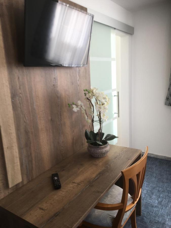 Landgasthof Hotel Lamm Laichingen Zewnętrze zdjęcie